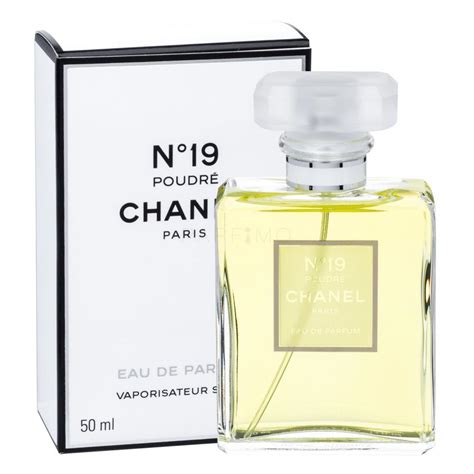 chanel no 19 poudré review|chanel no 19 discontinued.